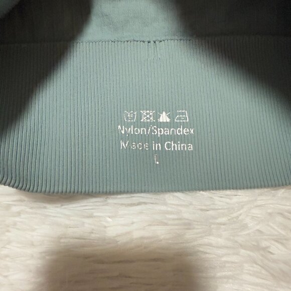 Women Ribbed Front Zipper Short Sleeve Crop Top in Green Teal Size Large - Picture 5 of 6